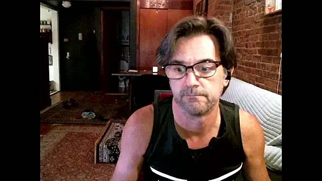 Johnny Bottoms online show from 19, 11, 2025