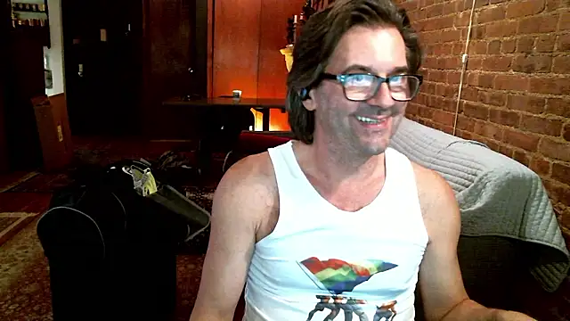 Johnny Bottoms online show from 25, 2, 2026