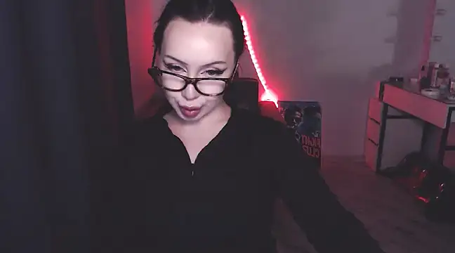 MoranaMissGod online show from 3, 2, 2025