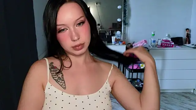 MoranaMissGod online show from 24, 6, 2026