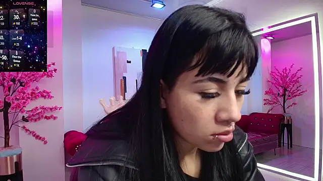 Leia queens online show from 7, 10, 2025