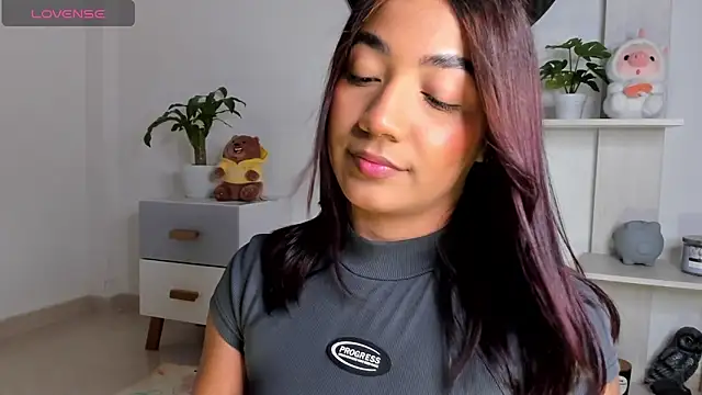 Snapshot of martina_roldam chatting on 7, 1, 2025 martina roldam online show from 7, 1, 2025