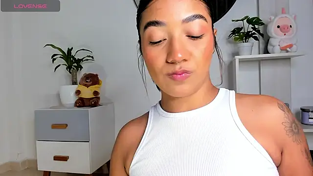 Snapshot of martina_roldam chatting on 14, 1, 2025 martina roldam online show from 14, 1, 2025