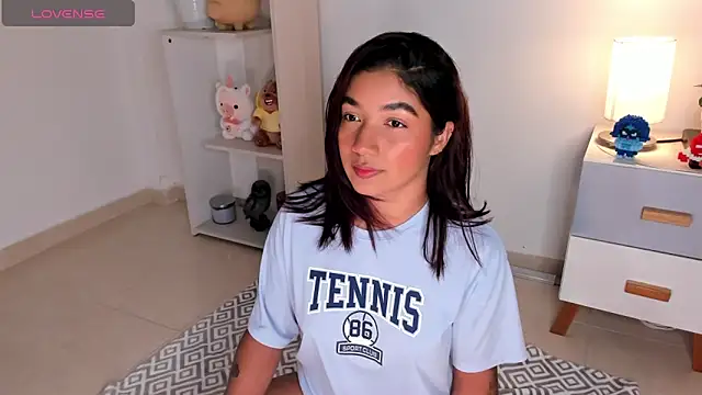 Snapshot of martina_roldam chatting on 12, 2, 2025 martina roldam online show from 12, 2, 2025