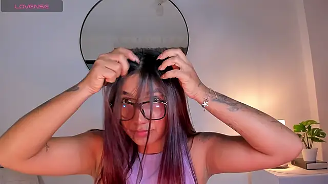 Snapshot of martina_roldam chatting on 25, 2, 2025 martina roldam online show from 25, 2, 2025