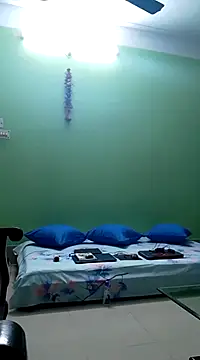 Snapshot of GildanK18 chatting on 20, 2, 2025 GildanK18 online show from 20, 2, 2025