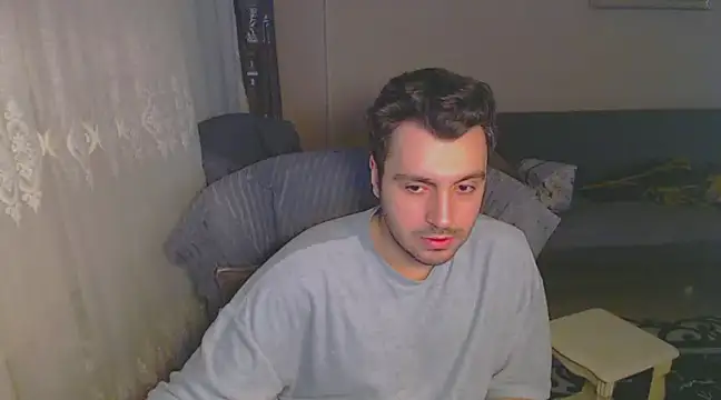 handsomeee04 online show from 13, 2, 2025