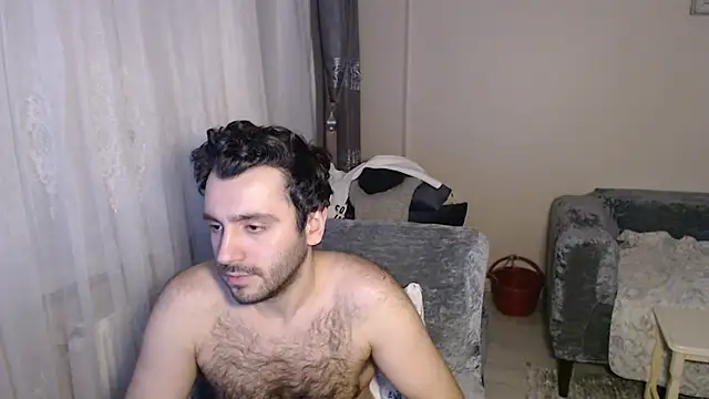 Snapshot of handsomeee04 chatting on 28, 4, 2026 handsomeee04 online show from 28, 4, 2026