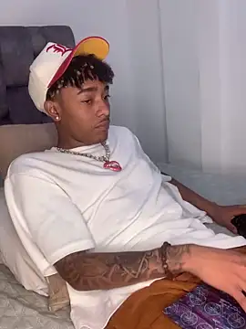 Boy cock18 online show from 17, 2, 2025