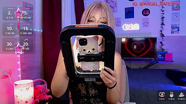 Snapshot of angelgate chatting on 10, 1, 2026 angelgate online show from 10, 1, 2026