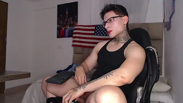 DennisWalkerr online show from 1, 2, 2025