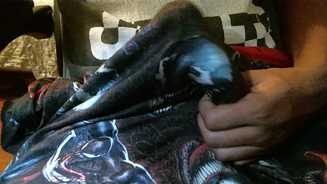 Snapshot of MelHorny03 chatting on 22, 12, 2025 MelHorny03 online show from 22, 12, 2025