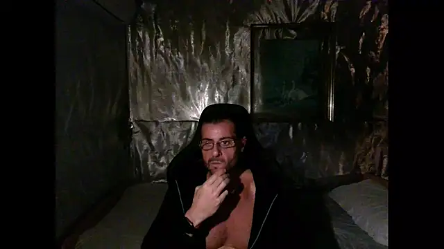 Marieettee online show from 30, 1, 2025