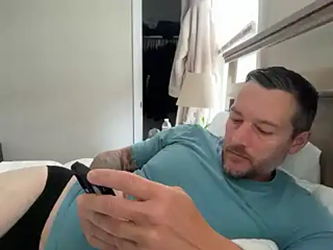 Snapshot of moon-boy chatting on 14, 10, 2025 moon-boy online show from 14, 10, 2025