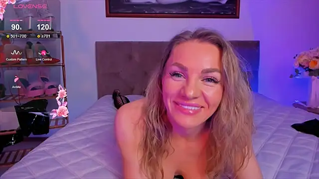 Snapshot of Oliva_Candy chatting on 6, 3, 2025 Oliva Candy online show from 6, 3, 2025