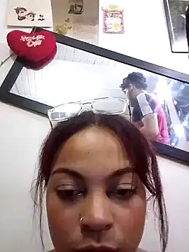 Snapshot of BlakeandRouse chatting on 28, 12, 2024 BlakeandRouse online show from 28, 12, 2024