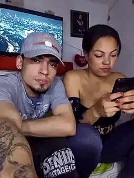 Snapshot of BlakeandRouse chatting on 2, 1, 2025 BlakeandRouse online show from 2, 1, 2025