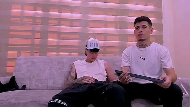 hell twink online show from 27, 1, 2025