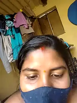 Snapshot of sweet_suman chatting on 8, 3, 2025 sweet suman online show from 8, 3, 2025