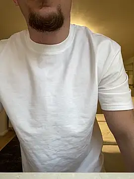 Snapshot of couplehot992 chatting on 23, 2, 2025 couplehot992 online show from 23, 2, 2025