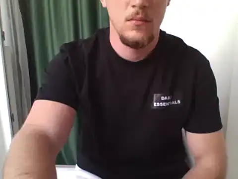 Snapshot of couplehot992 chatting on 12, 3, 2025 couplehot992 online show from 12, 3, 2025