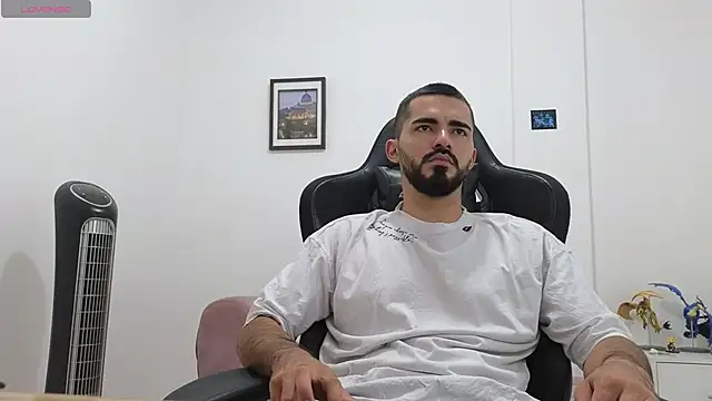 Snapshot of Massimoo_07 chatting on 22, 6, 2026 Massimoo 07 online show from 22, 6, 2026