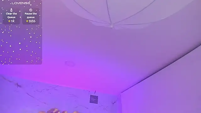 stefany duque1  online show from 15, 3, 2025