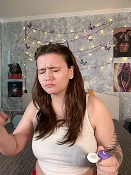 Sabrina shells online show from 22, 11, 2025