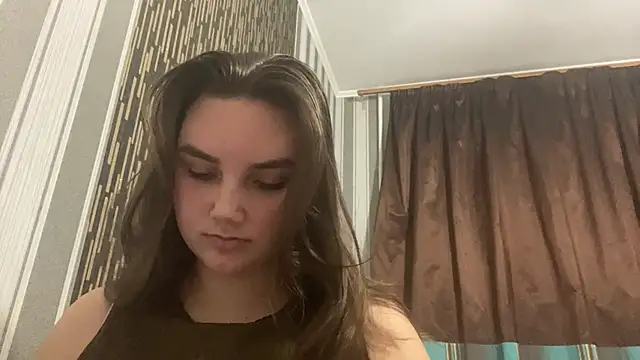 Snapshot of Dreamyblushfairy chatting on 1, 1, 2025 Dreamyblushfairy online show from 1, 1, 2025