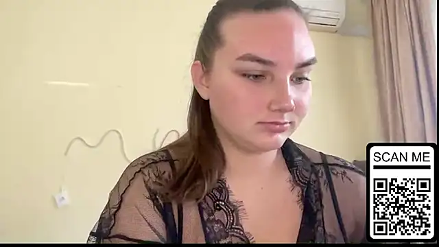 Snapshot of Dreamyblushfairy chatting on 21, 9, 2025 Dreamyblushfairy online show from 21, 9, 2025