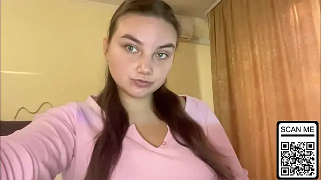 Snapshot of Dreamyblushfairy chatting on 2, 10, 2025 Dreamyblushfairy online show from 2, 10, 2025