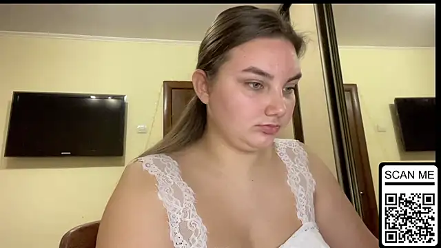 Snapshot of Dreamyblushfairy chatting on 11, 11, 2025 Dreamyblushfairy online show from 11, 11, 2025