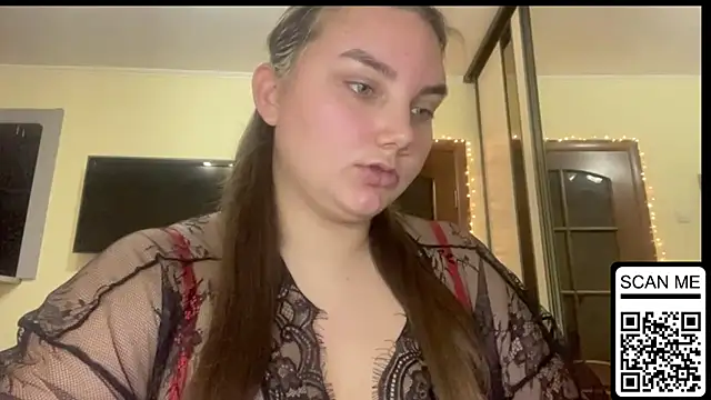 Snapshot of Dreamyblushfairy chatting on 16, 11, 2025 Dreamyblushfairy online show from 16, 11, 2025