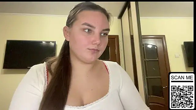 Snapshot of Dreamyblushfairy chatting on 17, 11, 2025 Dreamyblushfairy online show from 17, 11, 2025