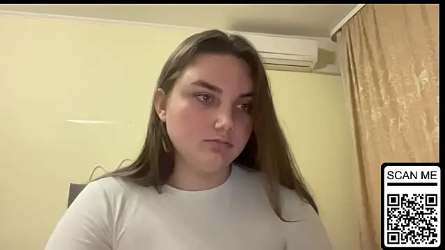 Snapshot of Dreamyblushfairy chatting on 25, 11, 2025 Dreamyblushfairy online show from 25, 11, 2025