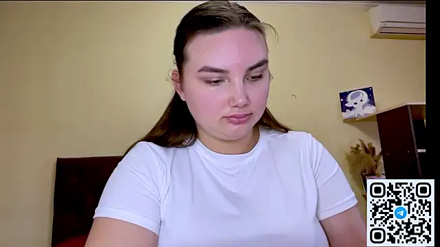 Dreamyblushfairy online show from 18, 3, 2026