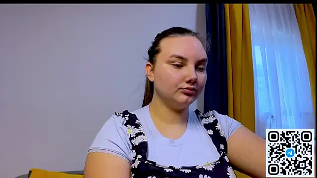 Snapshot of Dreamyblushfairy chatting on 31, 5, 2026 Dreamyblushfairy online show from 31, 5, 2026