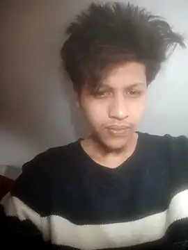 sexy boy 26 online show from 15, 12, 2025