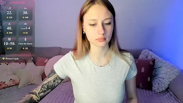 Snapshot of Haley_Vixen chatting on 26, 5, 2026 Haley Vixen online show from 26, 5, 2026