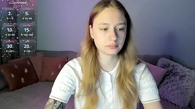 Snapshot of Haley_Vixen chatting on 9, 6, 2026 Haley Vixen online show from 9, 6, 2026