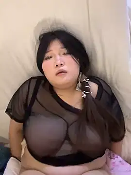 Snapshot of Happyou2 chatting on 24, 1, 2025 Happyou2 online show from 24, 1, 2025