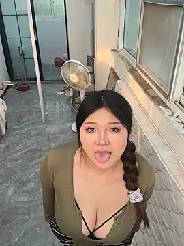 Snapshot of Happyou2 chatting on 30, 1, 2025 Happyou2 online show from 30, 1, 2025