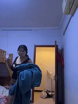 Snapshot of Happyou2 chatting on 11, 2, 2025 Happyou2 online show from 11, 2, 2025