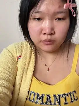 Snapshot of Happyou2 chatting on 15, 3, 2025 Happyou2 online show from 15, 3, 2025