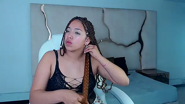 Snapshot of IsabellRodriguez18 chatting on 31, 1, 2025 IsabellRodriguez18 online show from 31, 1, 2025