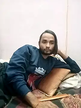 Snapshot of IamRentedBoybfriend chatting on 18, 2, 2025 IamRentedBoybfriend online show from 18, 2, 2025