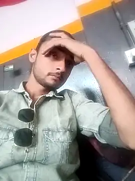 Snapshot of IamRentedBoybfriend chatting on 9, 3, 2025 IamRentedBoybfriend online show from 9, 3, 2025