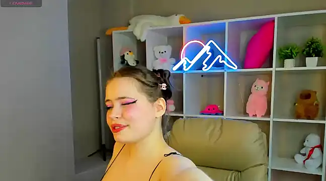 Snapshot of EricaElliott chatting on 17, 2, 2025 EricaElliott online show from 17, 2, 2025