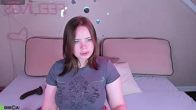 Snapshot of EricaElliott chatting on 17, 10, 2025 EricaElliott online show from 17, 10, 2025