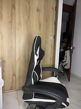 pretty angela1 online show from 19, 12, 2025